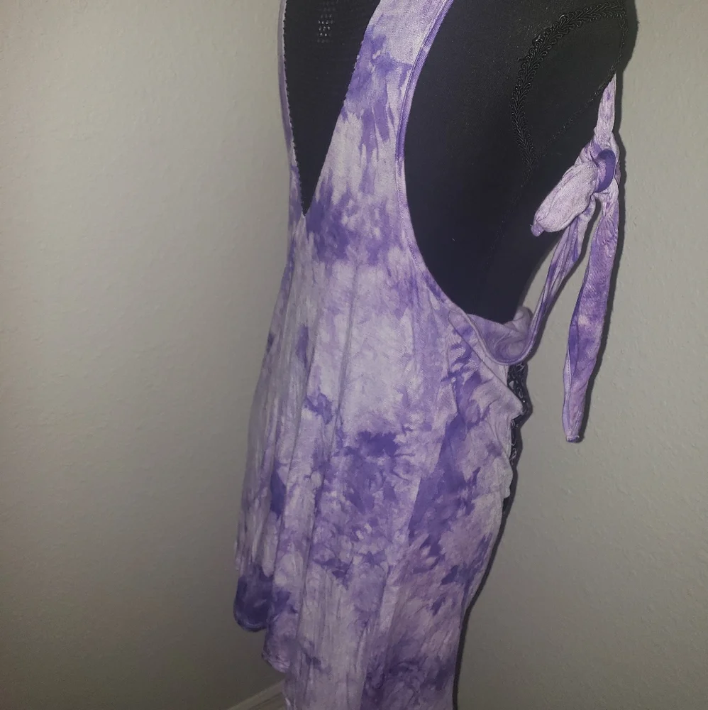 Just In: Lilac Tank w/ Glitter Sugar Skull Inspired Design - Picture 10 of 11